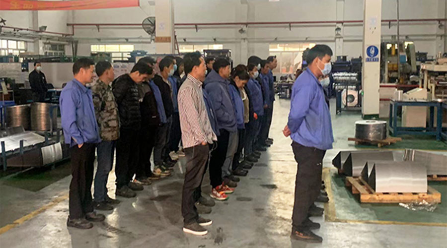 保健康 趕生產！金環(huán)電器早會叮囑員工注意防疫