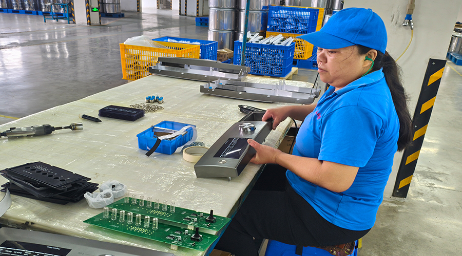 品質(zhì)源于嚴(yán)苛測試，金環(huán)電器的實(shí)驗(yàn)室保障