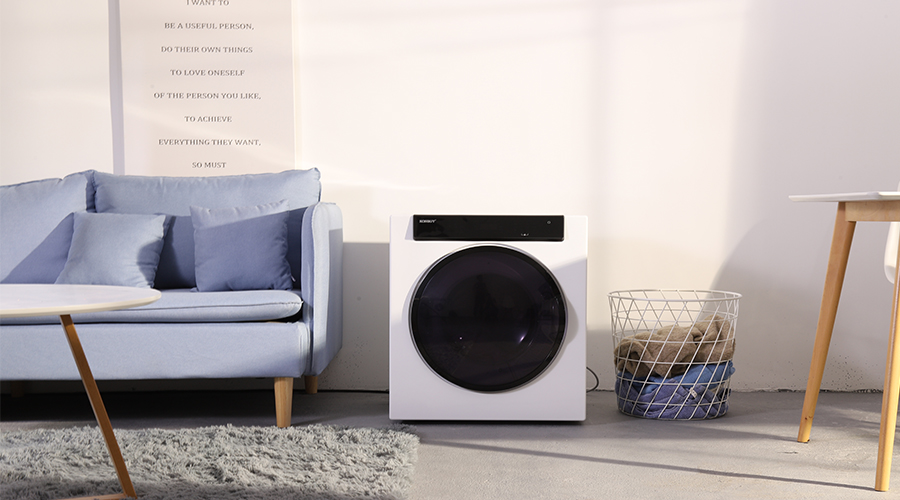 羽絨服，到底該不該用滾筒干衣機(jī)進(jìn)行烘干？