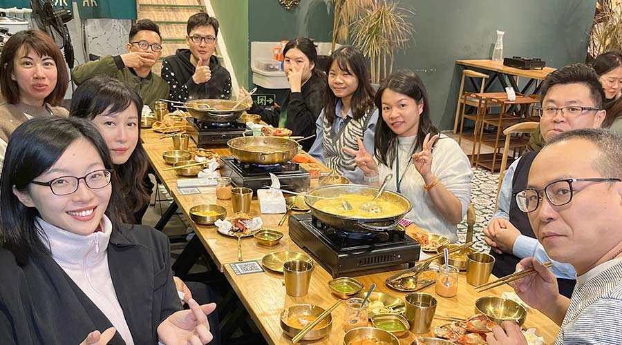 寒冬暖心！金環(huán)電器銷售部組織火鍋團建沖刺2022